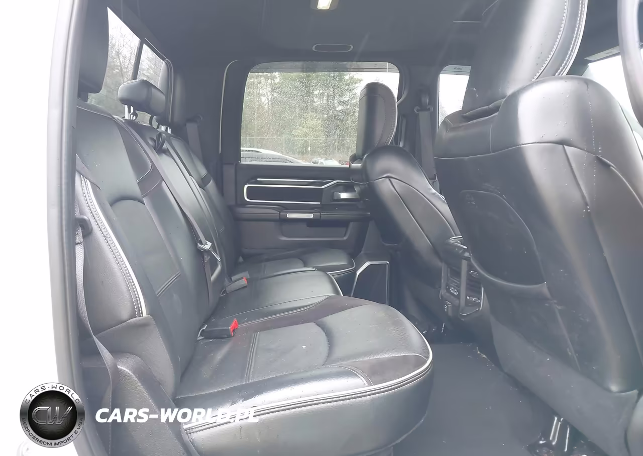 2019 Ram 2500 Laramie 4X4 6'4 Box VIN:3C6UR5FL3KG591078 - 8