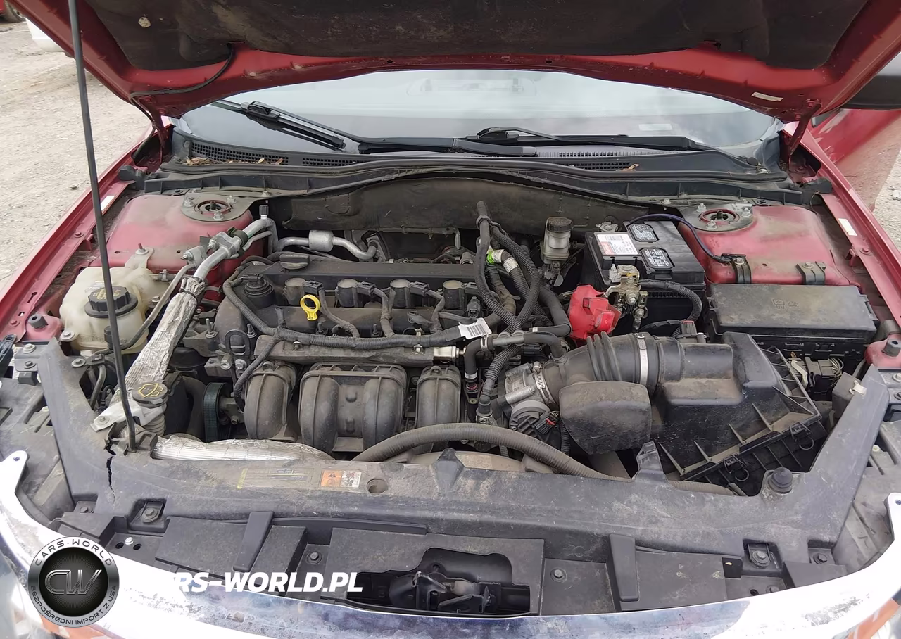 2011 Ford Fusion S VIN:3FAHP0GA0BR333563 - 10