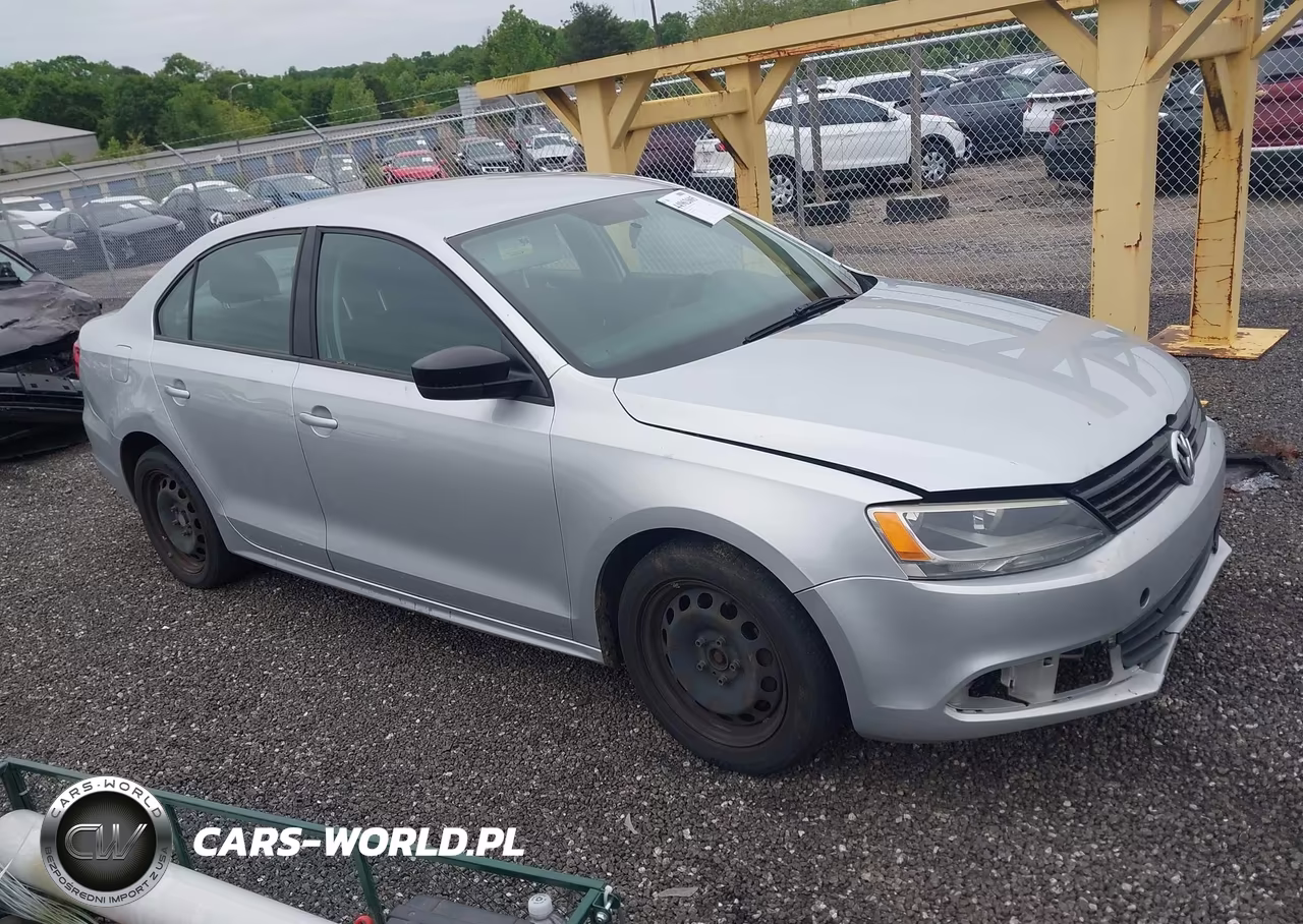 2013 Volkswagen Jetta 2.0L S – zdjęcie 1 z 11