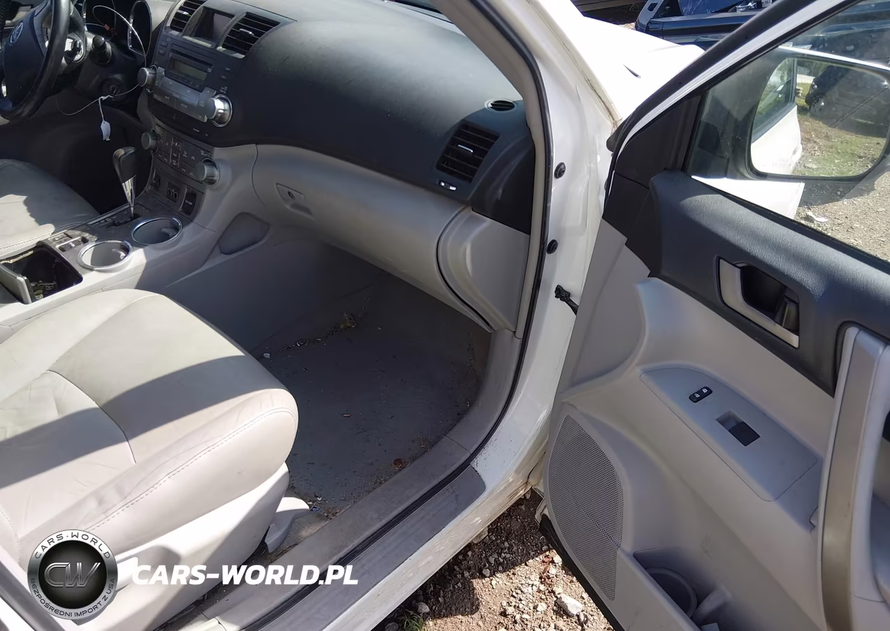 2010 Toyota Highlander Se V6 VIN:5TDJK3EH8AS029453 - 5