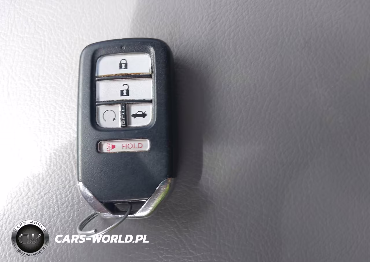 2018 Honda Accord Touring 2.0T VIN:1HGCV2F9XJA028921 - 11