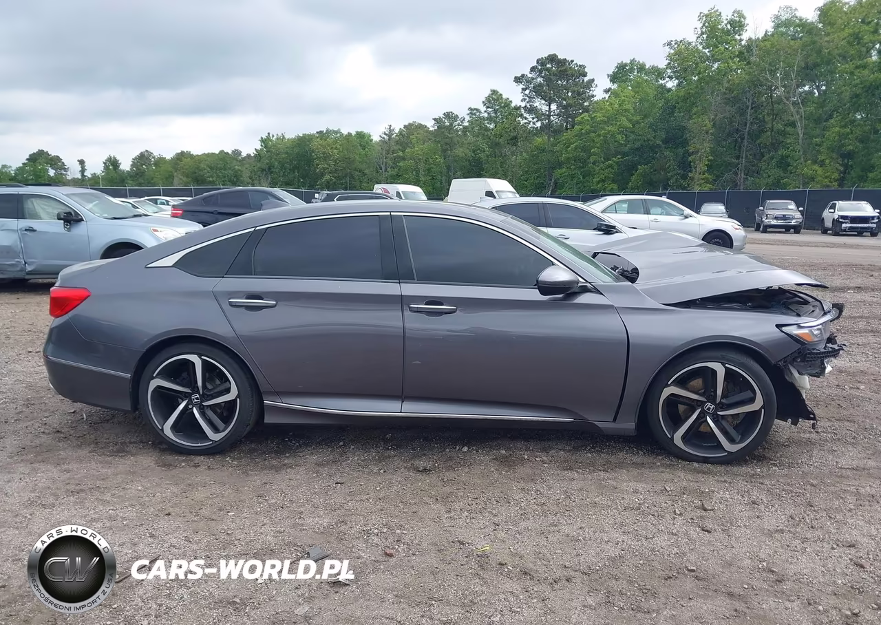 2018 Honda Accord Touring 2.0T VIN:1HGCV2F9XJA028921 - 14