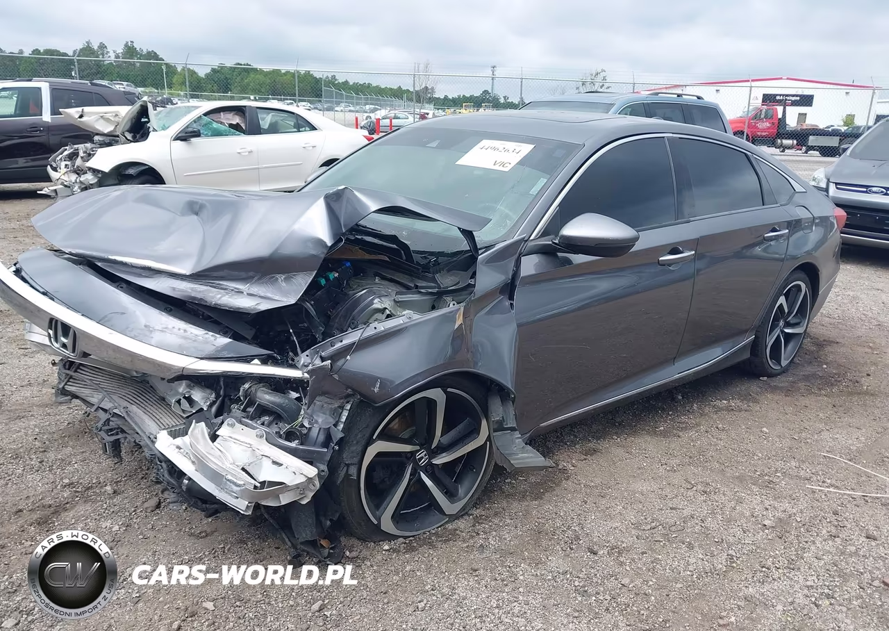 2018 Honda Accord Touring 2.0T VIN:1HGCV2F9XJA028921 - 2