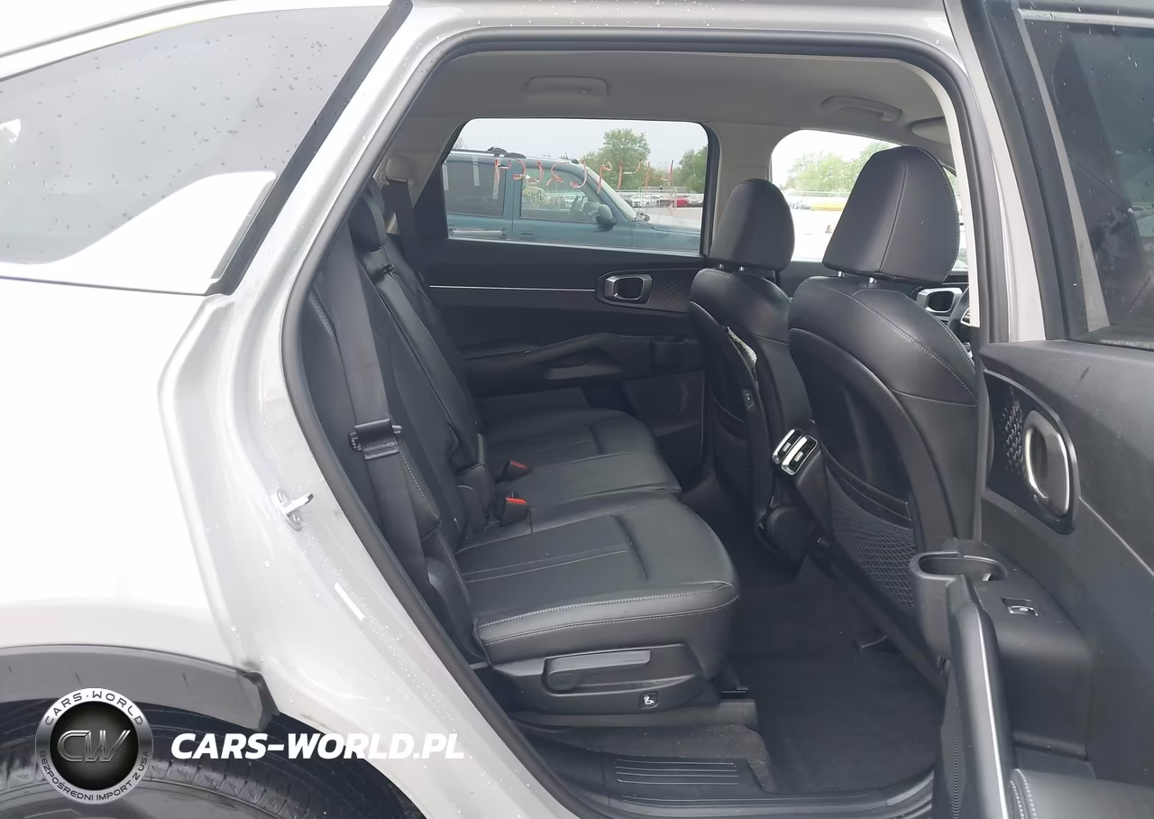 2025 Kia Sorento S VIN:5XYRL4JC2SG310226 - 8