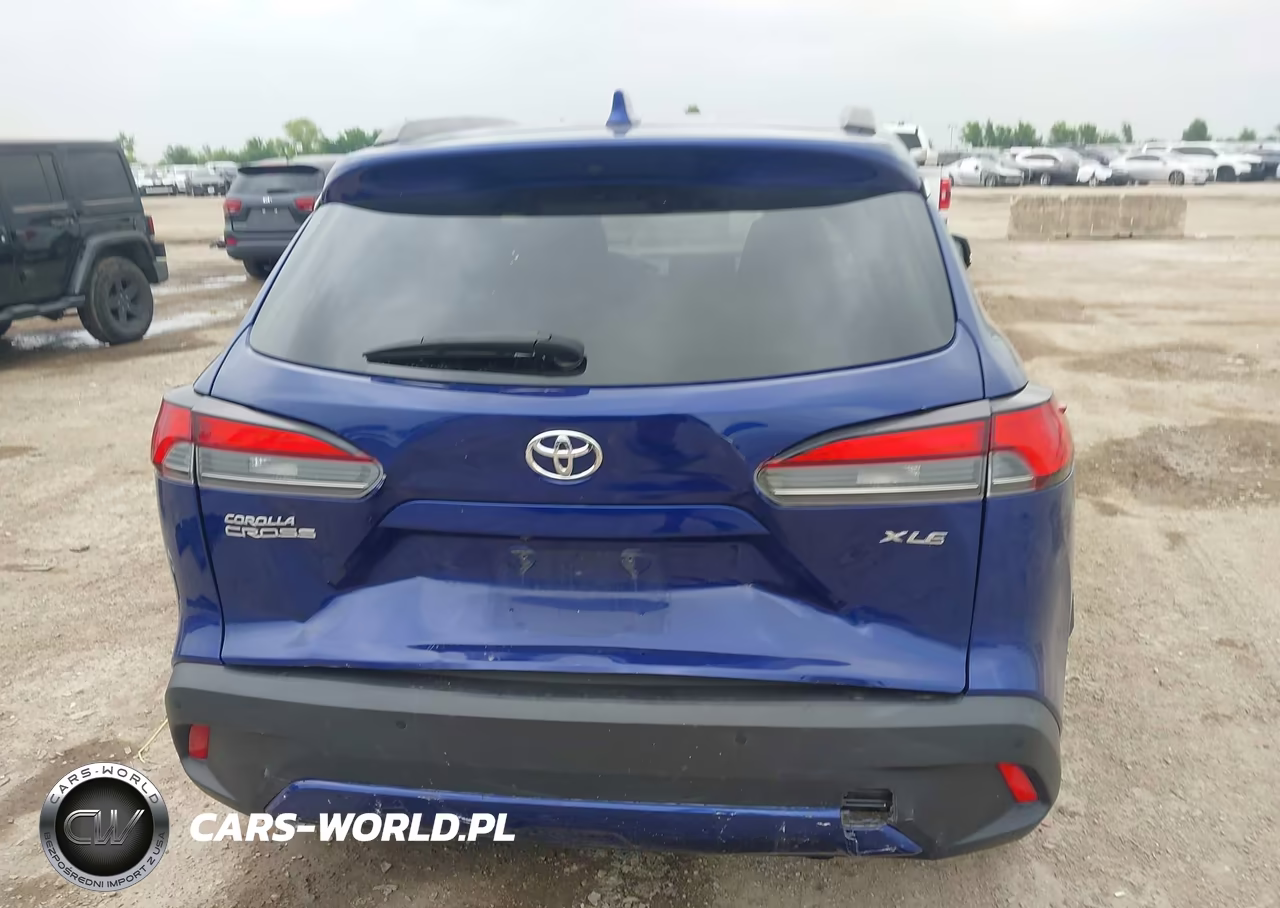 2023 Toyota Corolla Cross Xle VIN:7MUEAAAG7PV056325 - 16