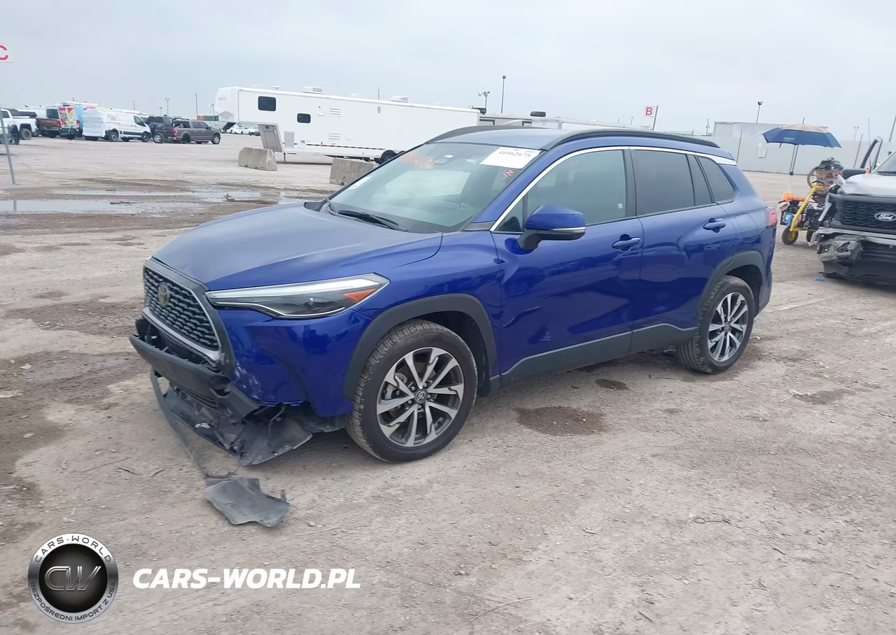2023 Toyota Corolla Cross Xle VIN:7MUEAAAG7PV056325 - 2