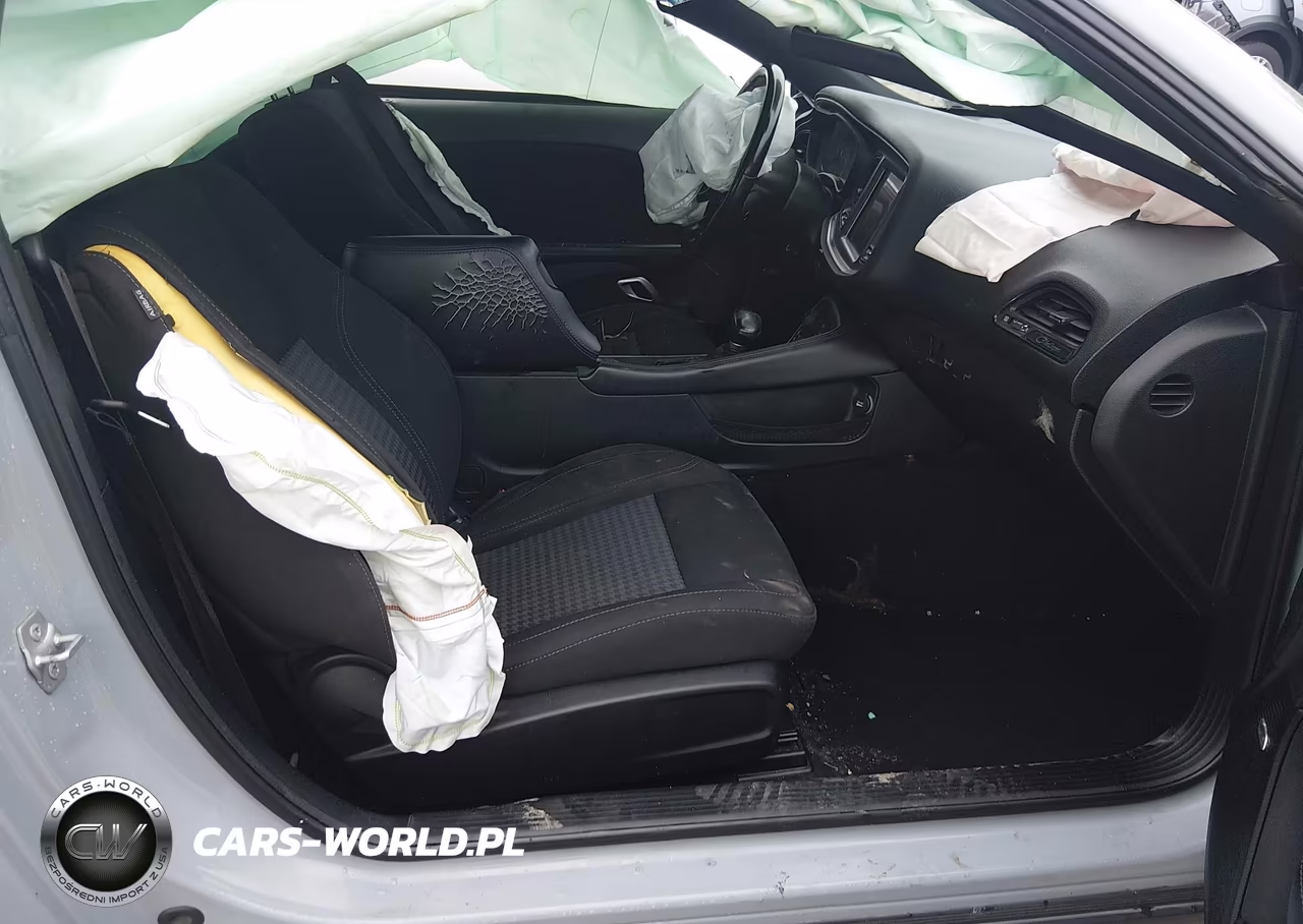 2020 Dodge Challenger Sxt VIN:2C3CDZAG7LH202310 - 5