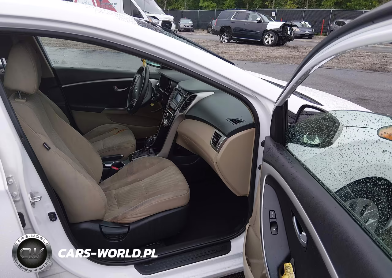 2016 Hyundai Elantra Gt VIN:KMHD35LHXGU269600 - 5