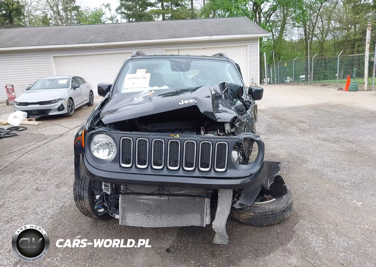 2018 Jeep Renegade Latitude 4X4 VIN:ZACCJBBB4JPG77245 - 13
