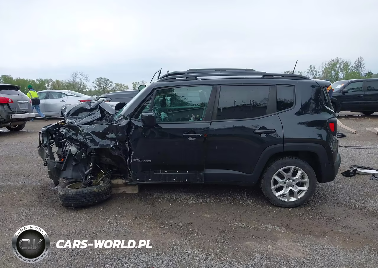 2018 Jeep Renegade Latitude 4X4 VIN:ZACCJBBB4JPG77245 - 15