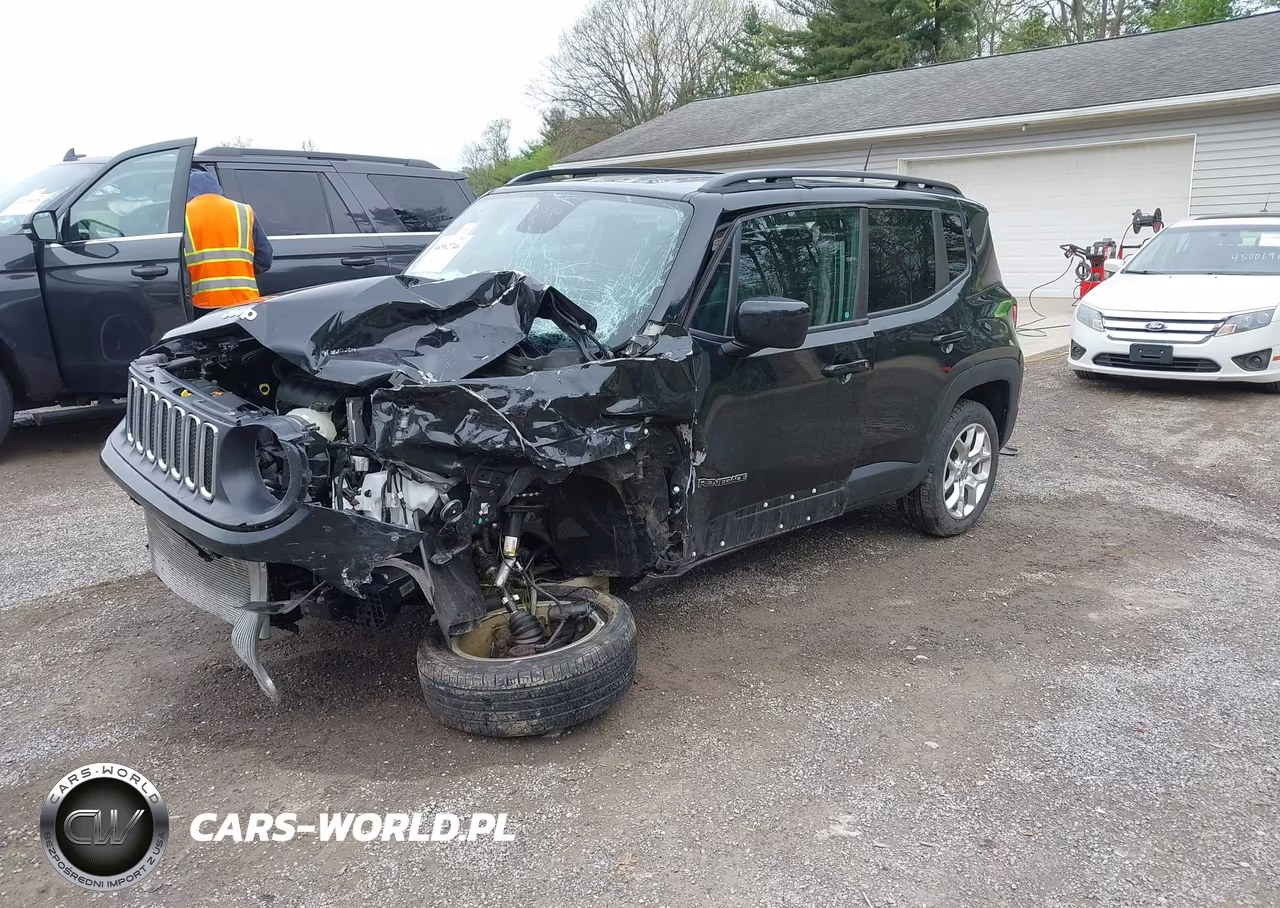 2018 Jeep Renegade Latitude 4X4 VIN:ZACCJBBB4JPG77245 - 2
