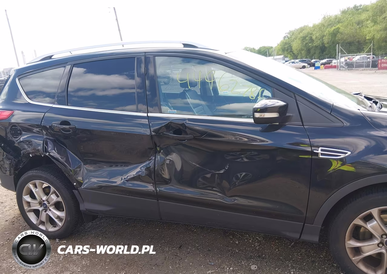 2015 Ford Escape Titanium VIN:1FMCU9J92FUC02810 - 13