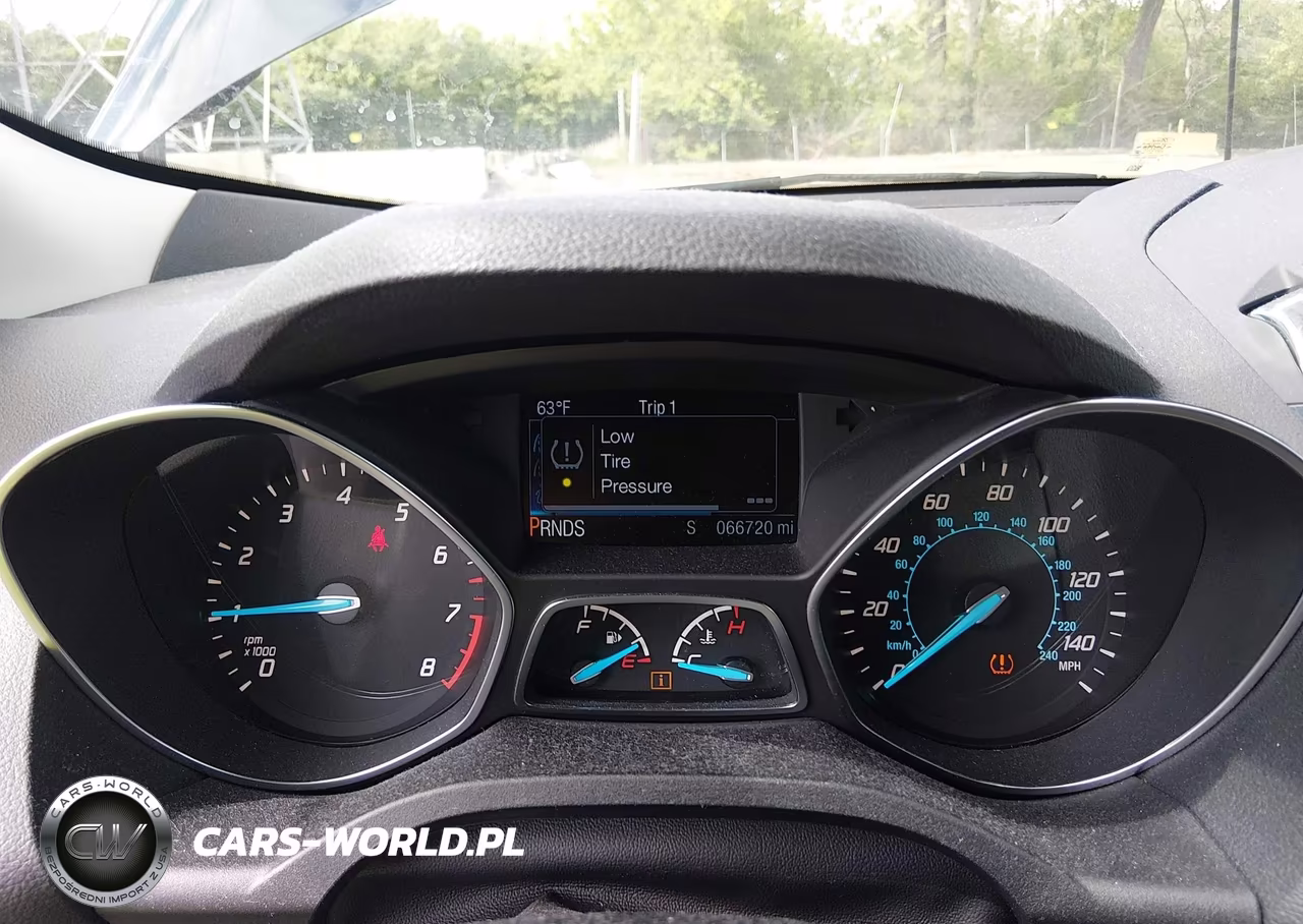 2015 Ford Escape Titanium VIN:1FMCU9J92FUC02810 - 7