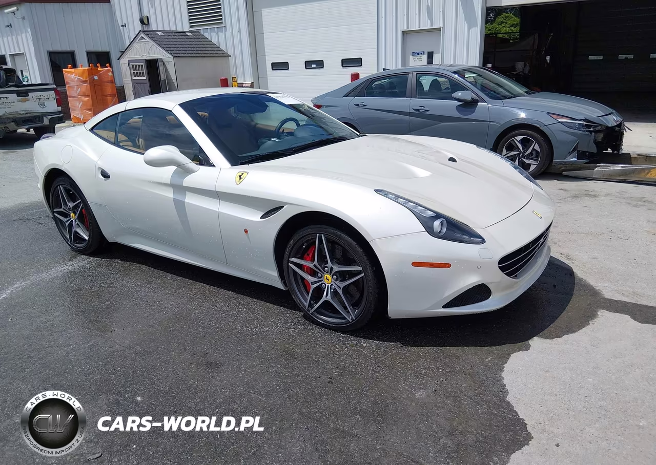 2016 Ferrari California T