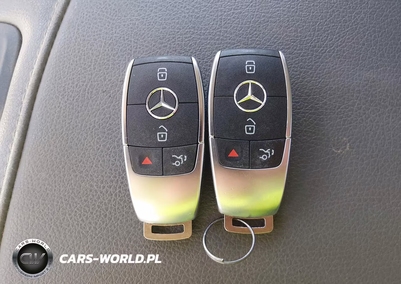 2022 Mercedes-Benz A 220 4Matic VIN:W1K3G4FB0NJ370137 - 11