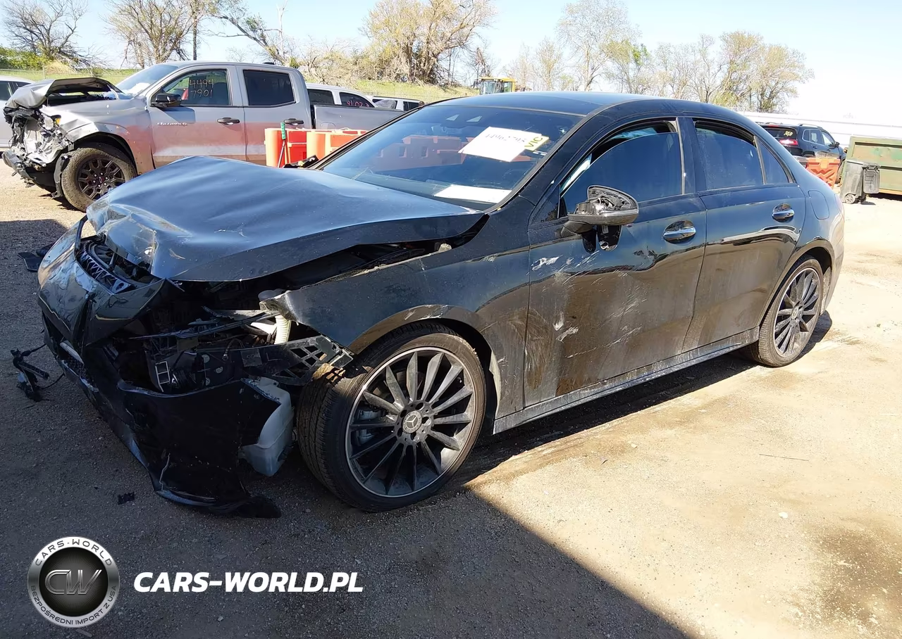 2022 Mercedes-Benz A 220 4Matic VIN:W1K3G4FB0NJ370137 - 2