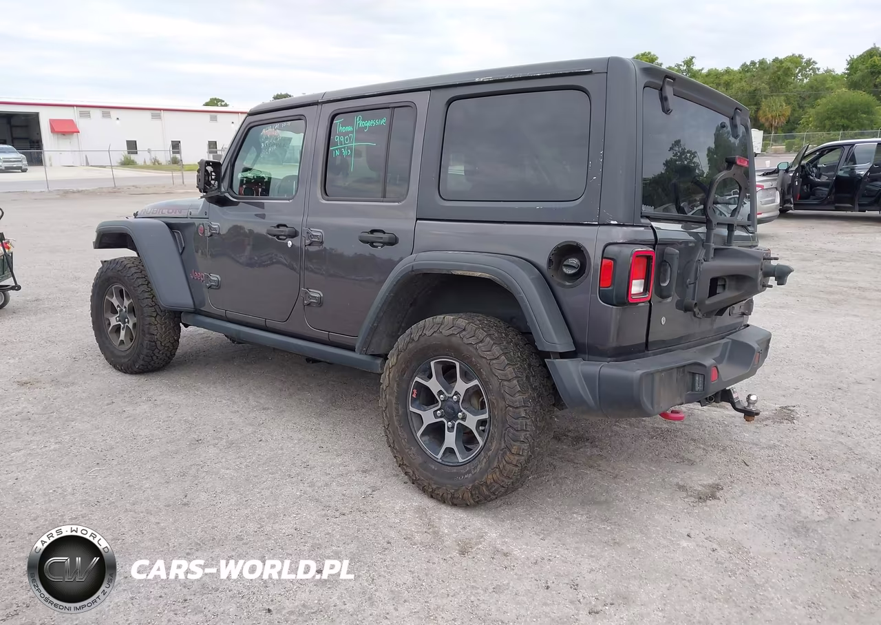 2019 Jeep Wrangler Unlimited Rubicon 4X4 VIN:1C4HJXFN3KW544696 - 3