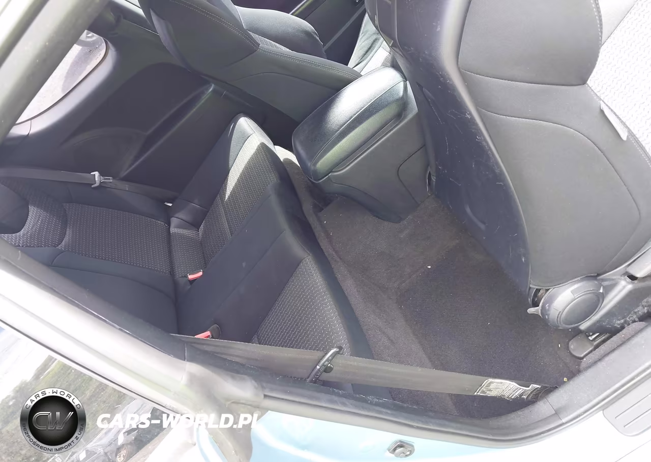 2011 Hyundai Genesis 2.0T VIN:KMHHT6KDXBU053003 - 8