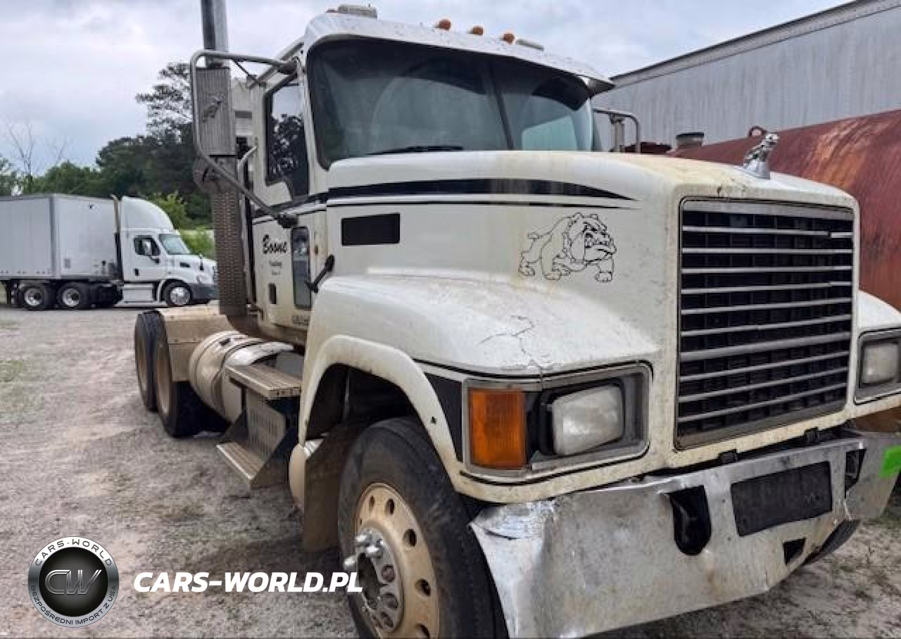 2013 Mack 600 Chu600