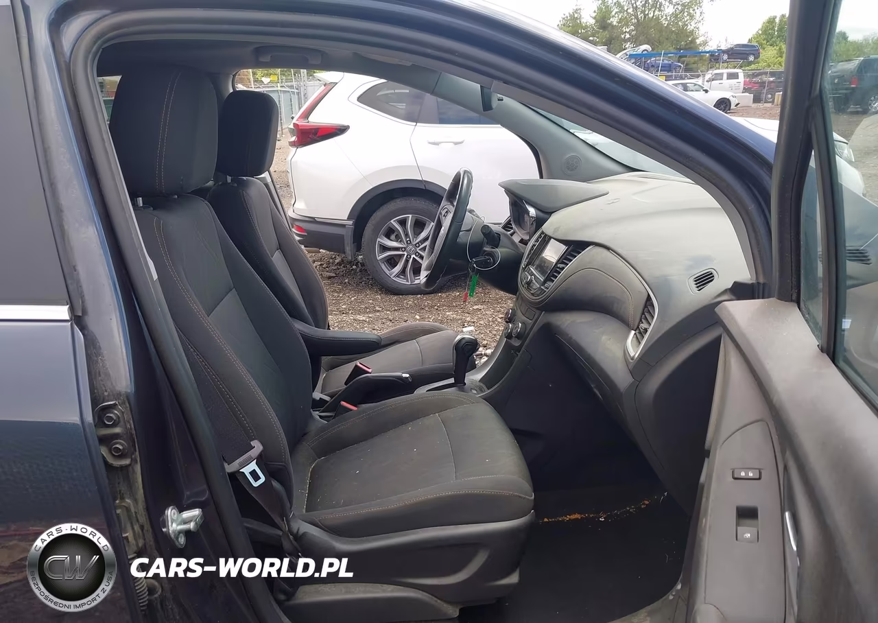 2018 Chevrolet Trax Lt VIN:3GNCJLSB0JL228988 - 5