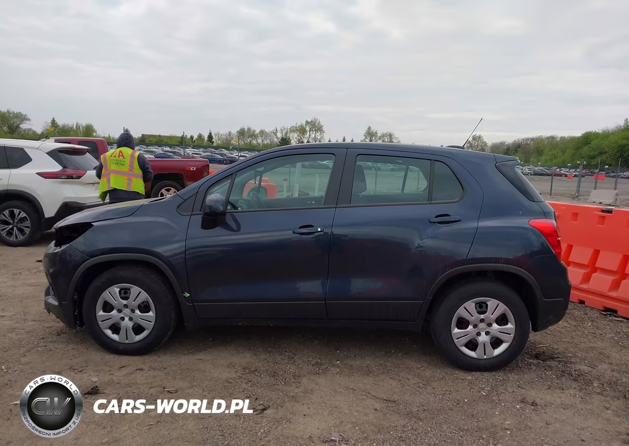 2019 Chevrolet Trax Ls VIN:3GNCJKSB5KL114822 - 14