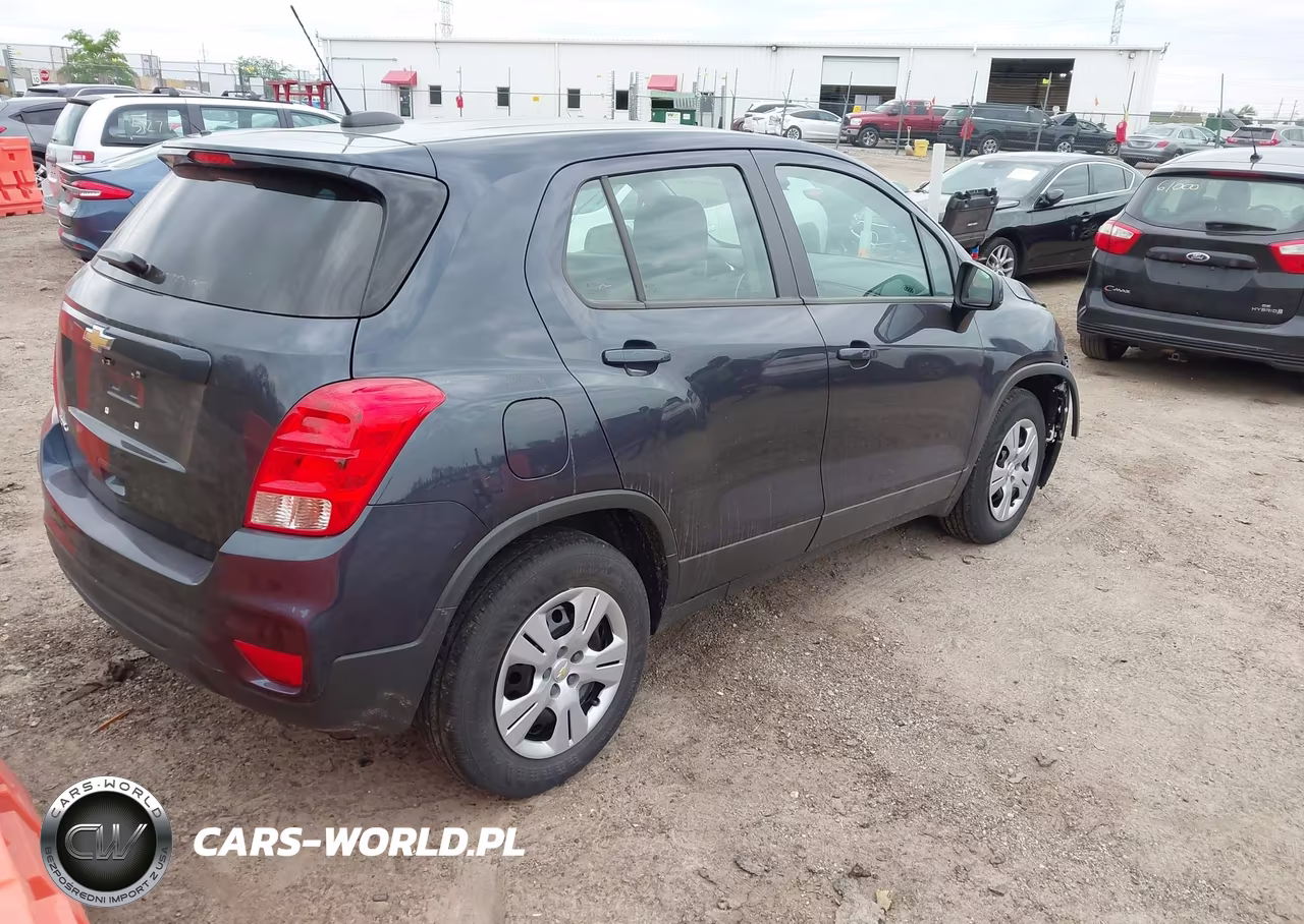 2019 Chevrolet Trax Ls VIN:3GNCJKSB5KL114822 - 4