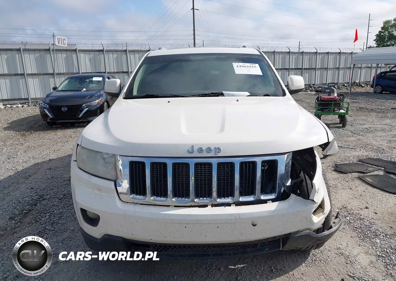 2012 Jeep Grand Cherokee Laredo VIN:1C4RJEAG1CC201938 - 13