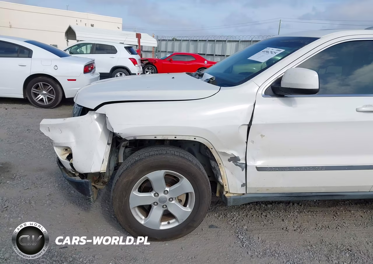 2012 Jeep Grand Cherokee Laredo VIN:1C4RJEAG1CC201938 - 6