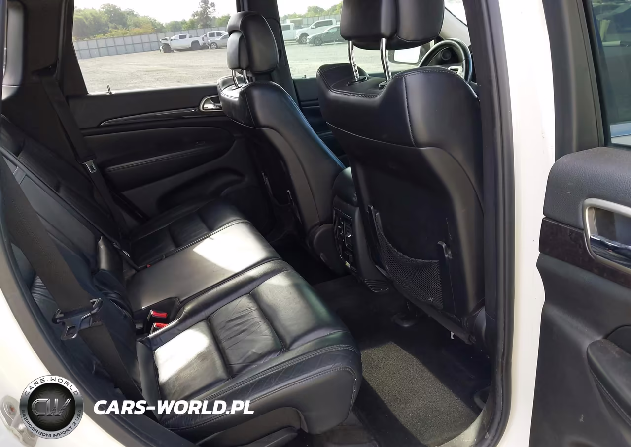 2012 Jeep Grand Cherokee Laredo VIN:1C4RJEAG1CC201938 - 8