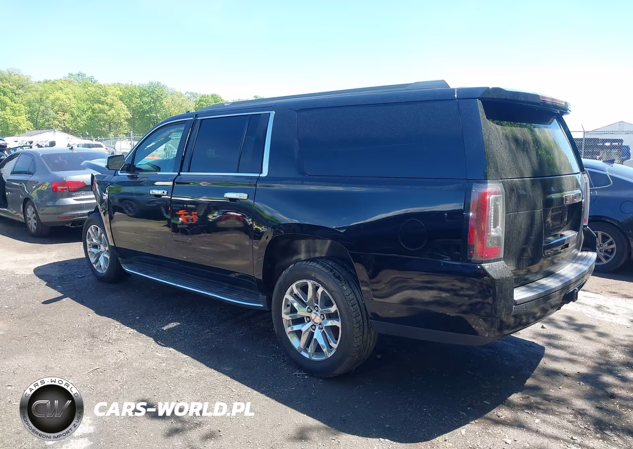 2018 GMC Yukon Xl Slt VIN:1GKS2GKC2JR349522 - 3