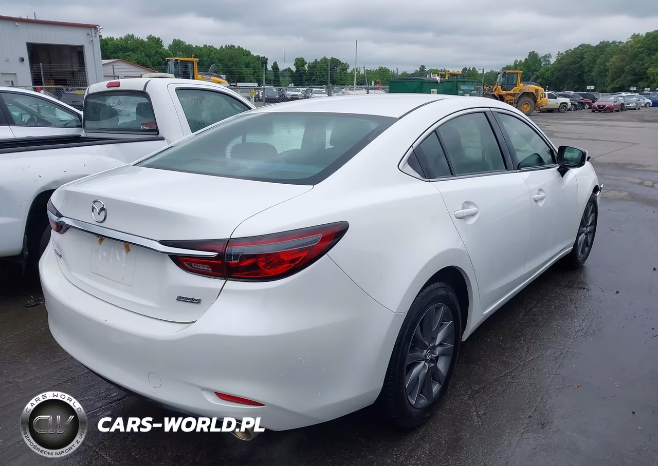 2018 Mazda Mazda6 Sport VIN:JM1GL1UM4J1311631 - 4