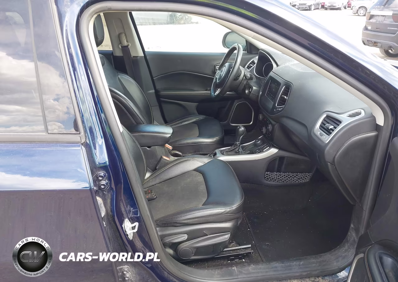 2021 Jeep Compass Latitude 4X4 VIN:3C4NJDBB4MT555244 - 5