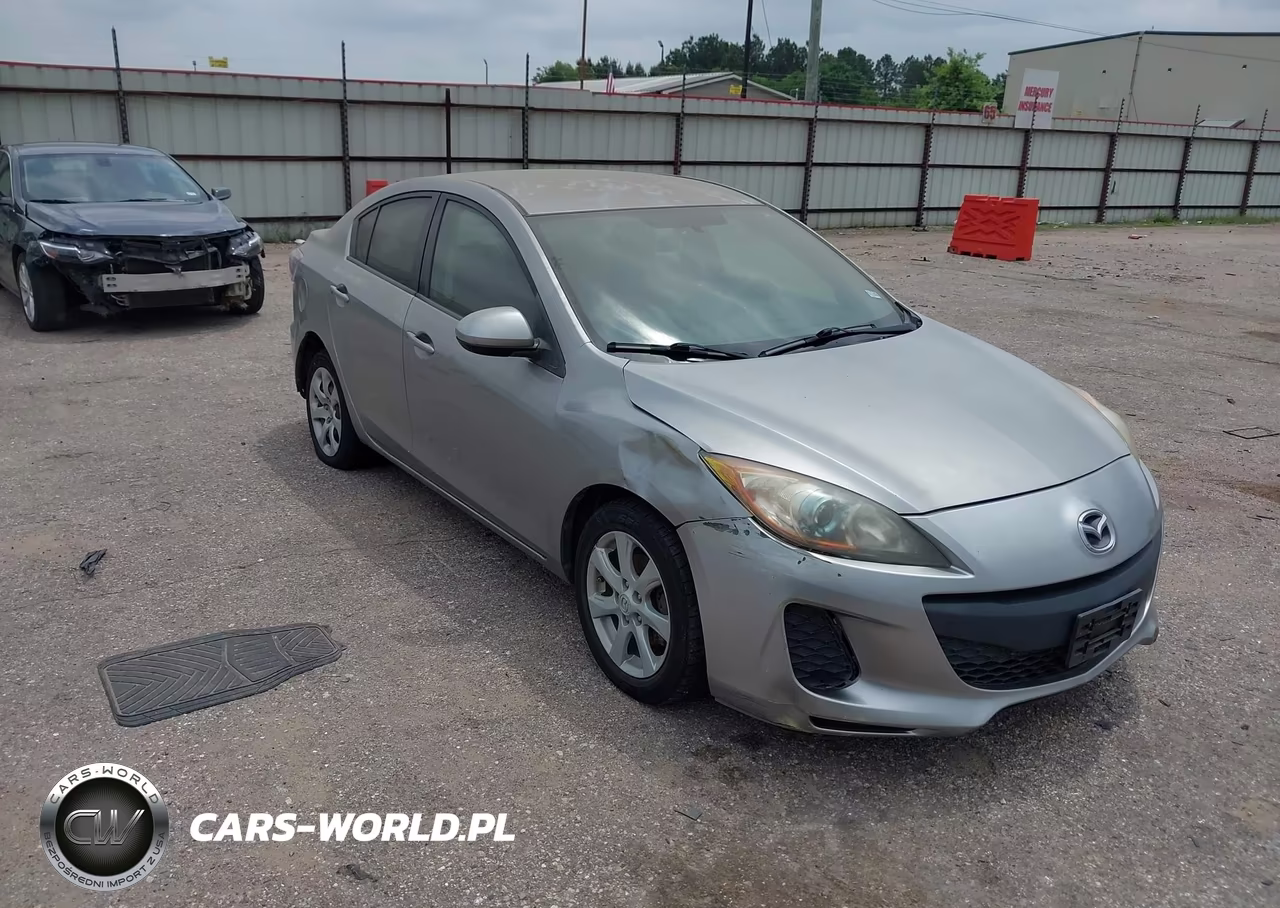 2013 Mazda Mazda3 I Sport