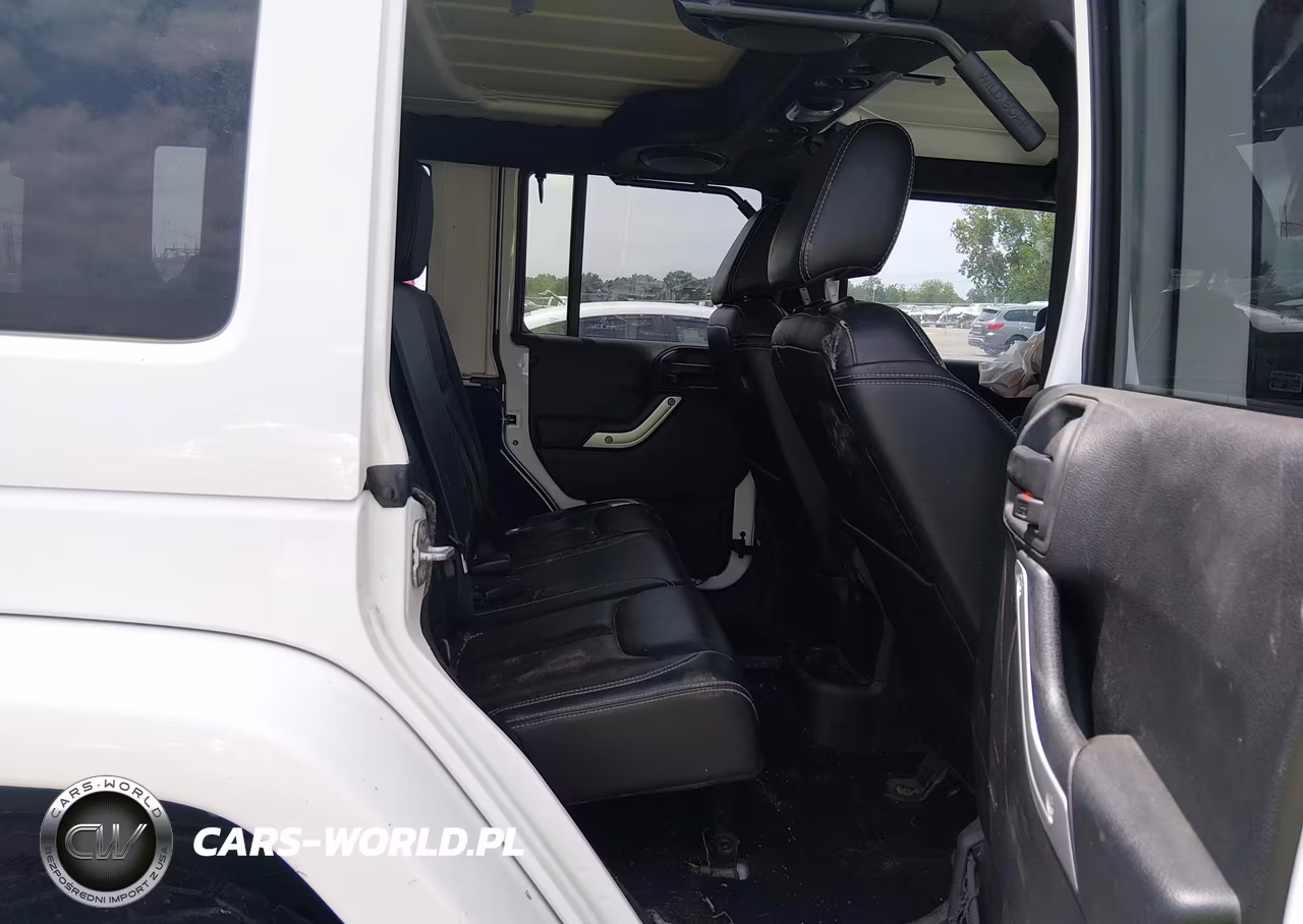 2014 Jeep Wrangler Unlimited Sahara VIN:1C4BJWEG1EL219506 - 8