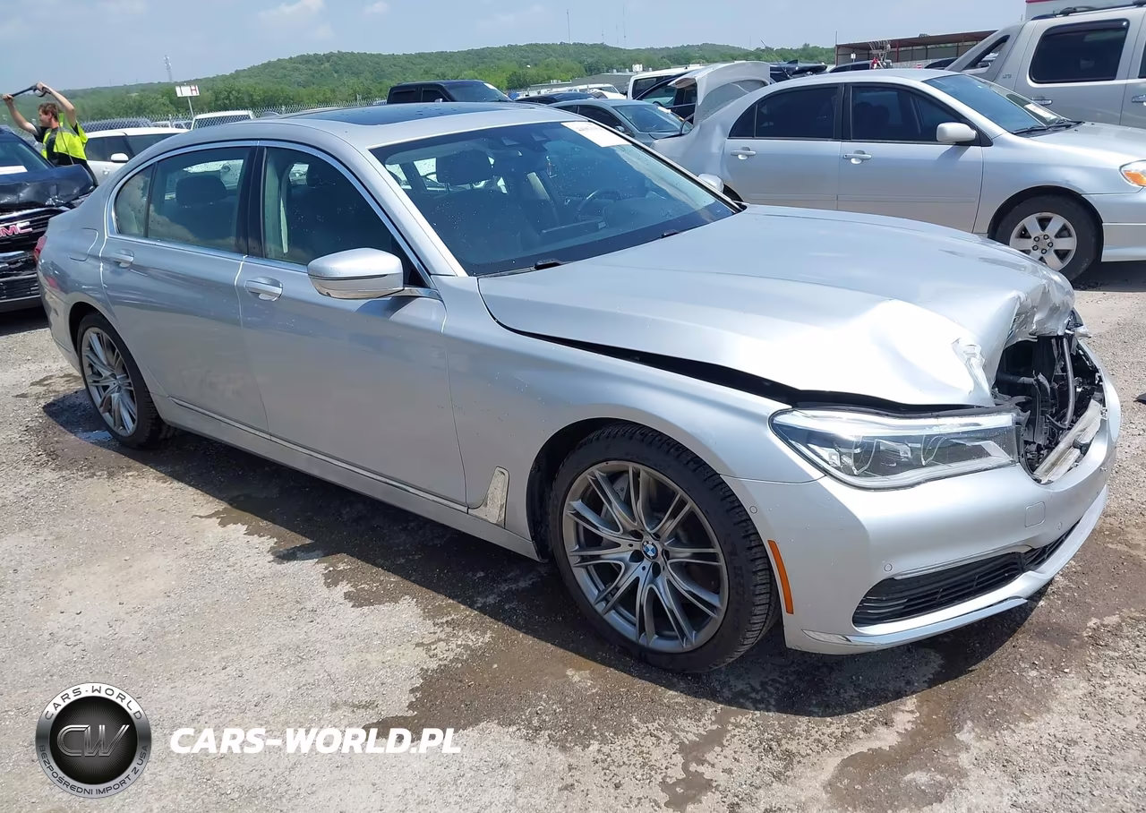 2019 BMW 750I