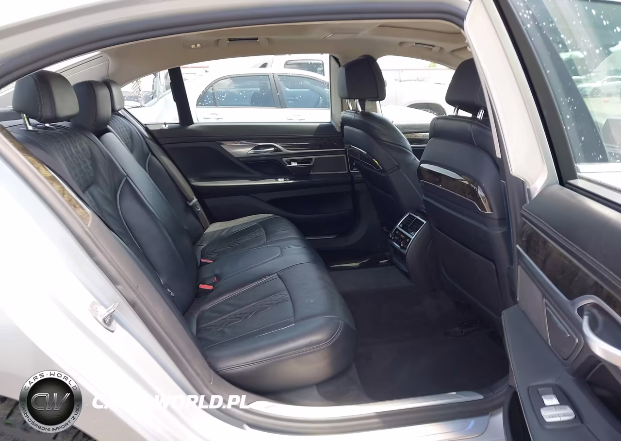 2019 BMW 750I VIN:WBA7F0C50KGM25875 - 8