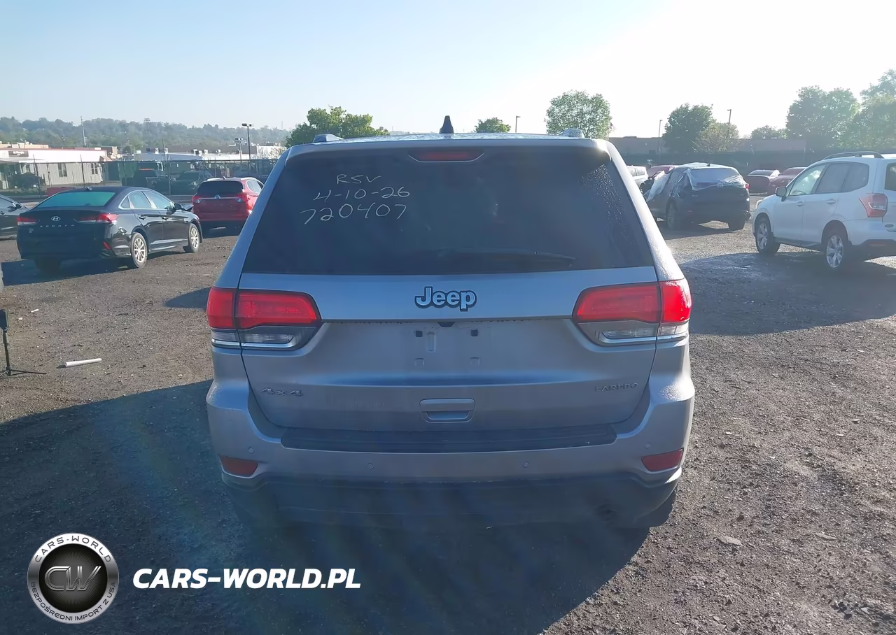 2017 Jeep Grand Cherokee Laredo 4X4 VIN:1C4RJFAG5HC720407 - 16