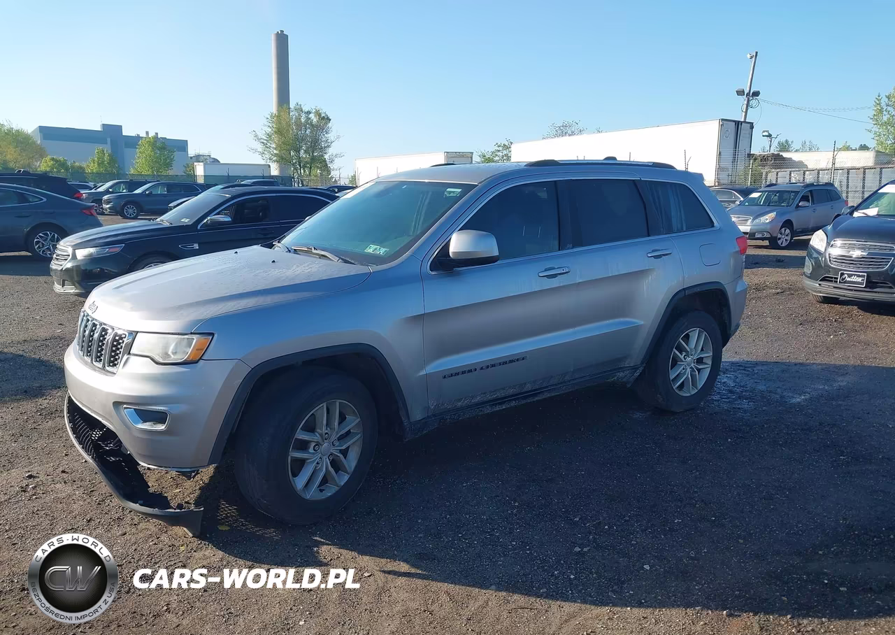 2017 Jeep Grand Cherokee Laredo 4X4 VIN:1C4RJFAG5HC720407 - 2