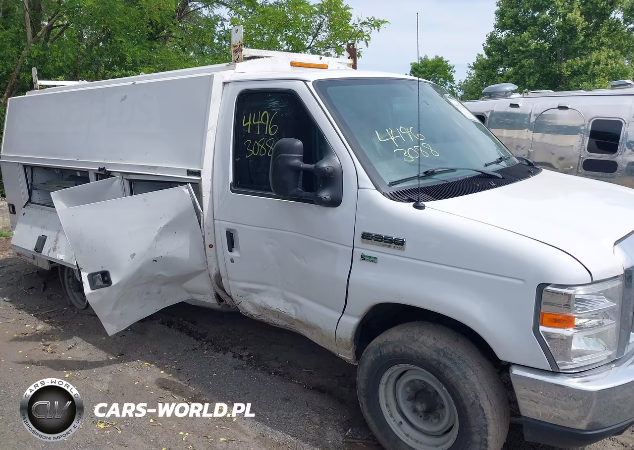 2017 Ford E-350 Cutaway VIN:1FDWE3F65HDC78224 - 17