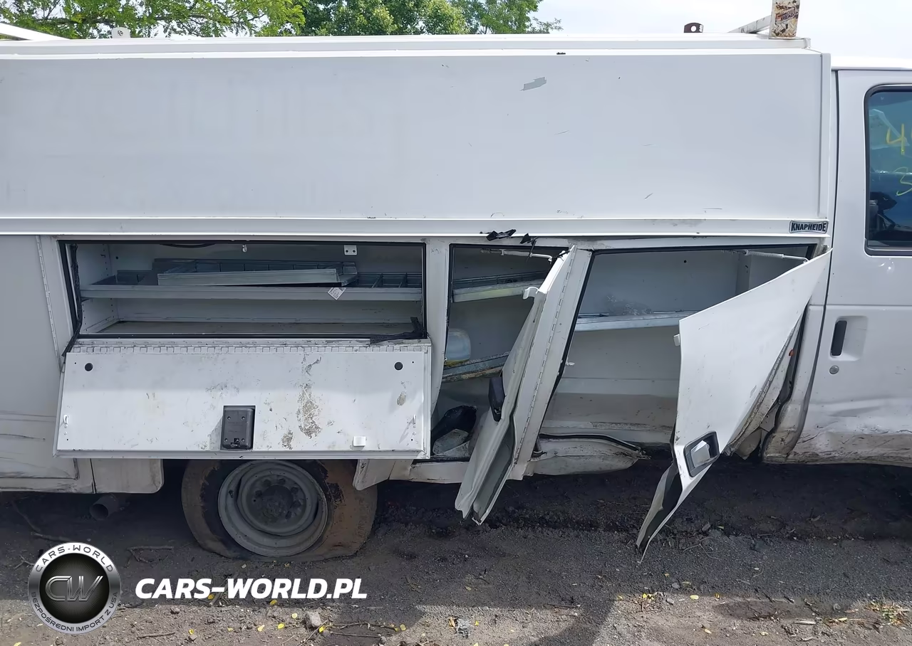 2017 Ford E-350 Cutaway VIN:1FDWE3F65HDC78224 - 18