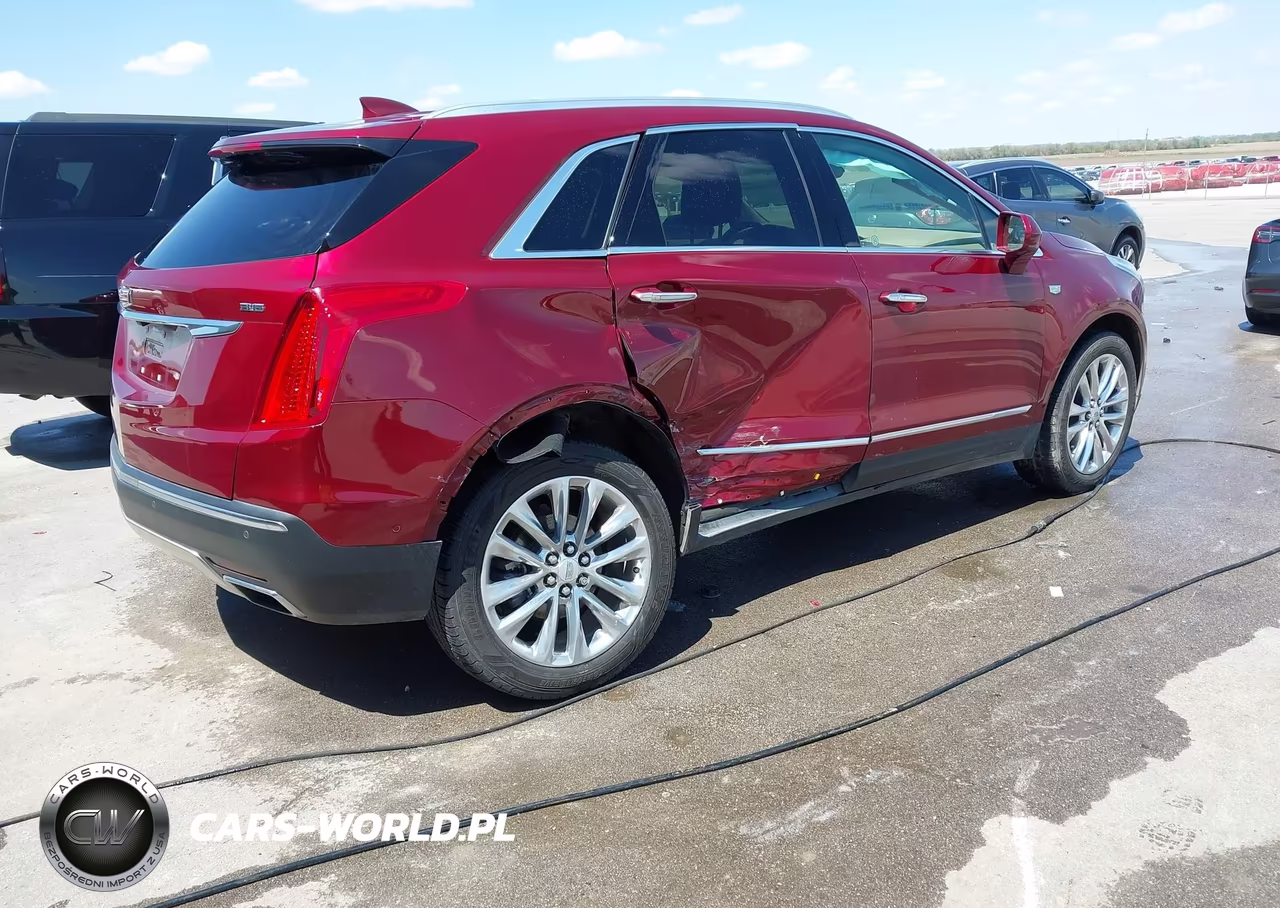 2017 Cadillac Xt5 Platinum VIN:1GYKNFRSXHZ227036 - 4