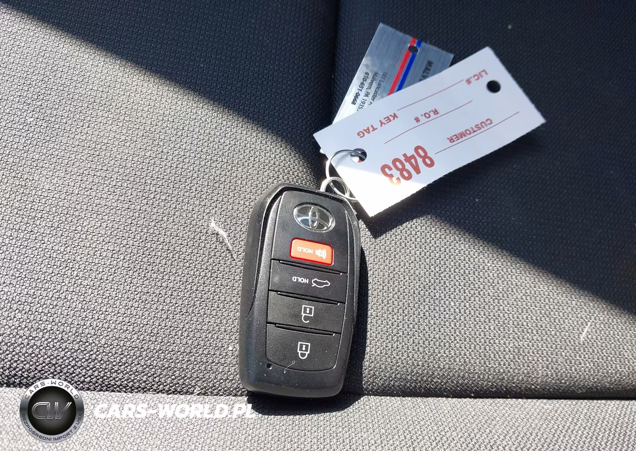 2025 Toyota Corolla Le VIN:5YFB4MDE9SP352335 - 11