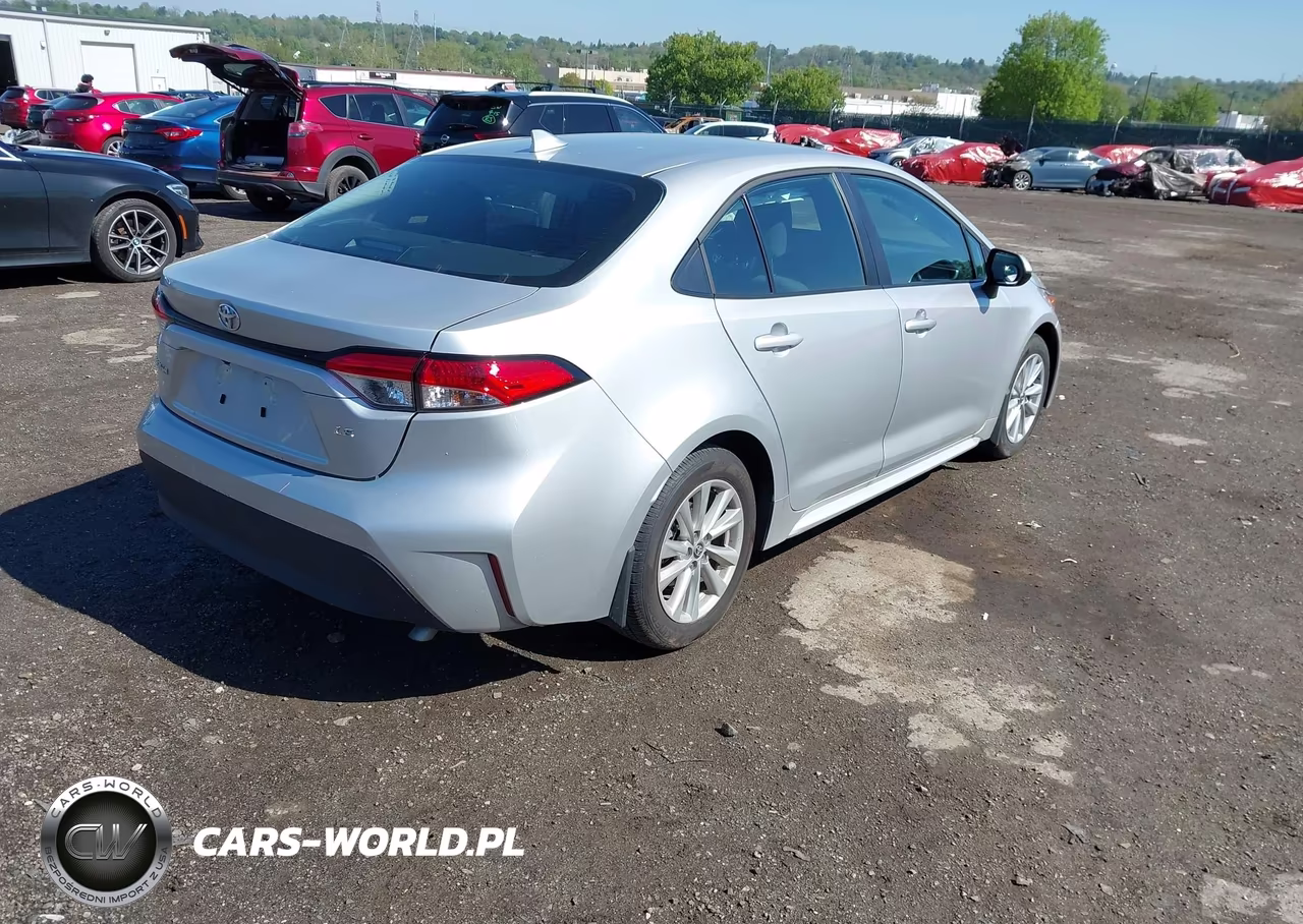 2025 Toyota Corolla Le VIN:5YFB4MDE9SP352335 - 4