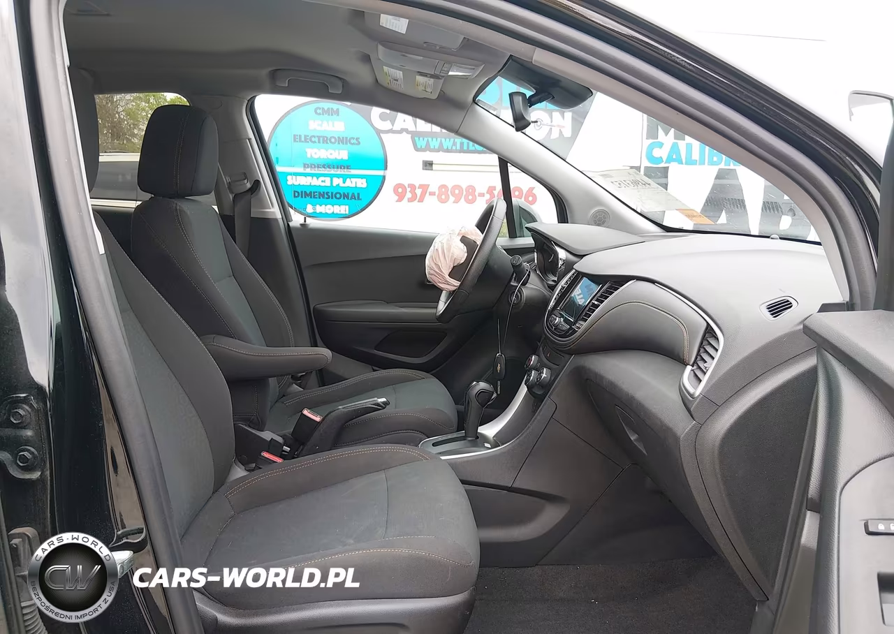 2020 Chevrolet Trax Fwd Ls VIN:3GNCJKSB9LL112637 - 5