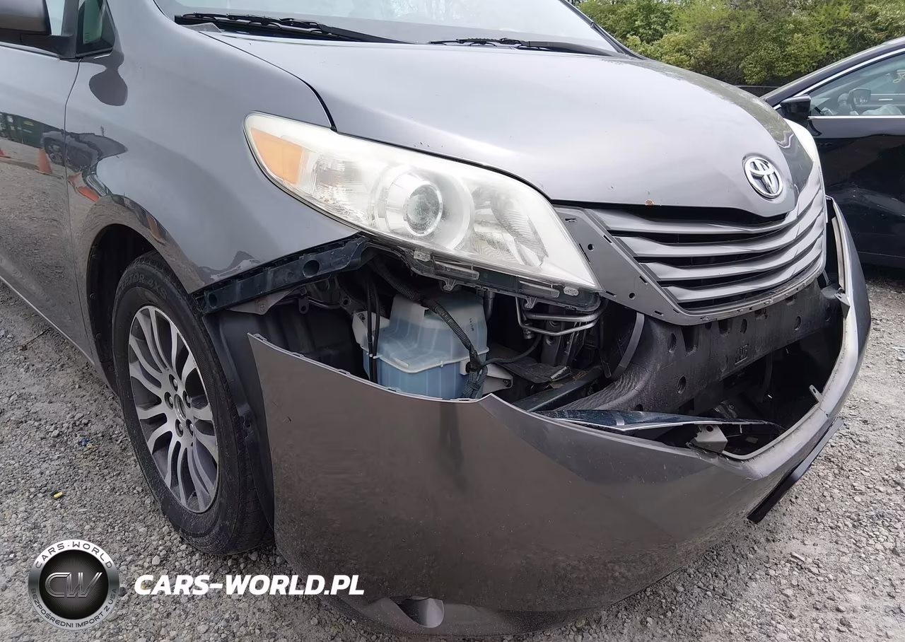 2011 Toyota Sienna Xle V6 VIN:5TDYK3DCXBS171969 - 17