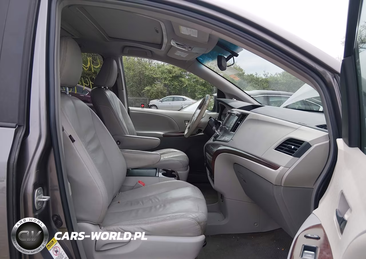 2011 Toyota Sienna Xle V6 VIN:5TDYK3DCXBS171969 - 5