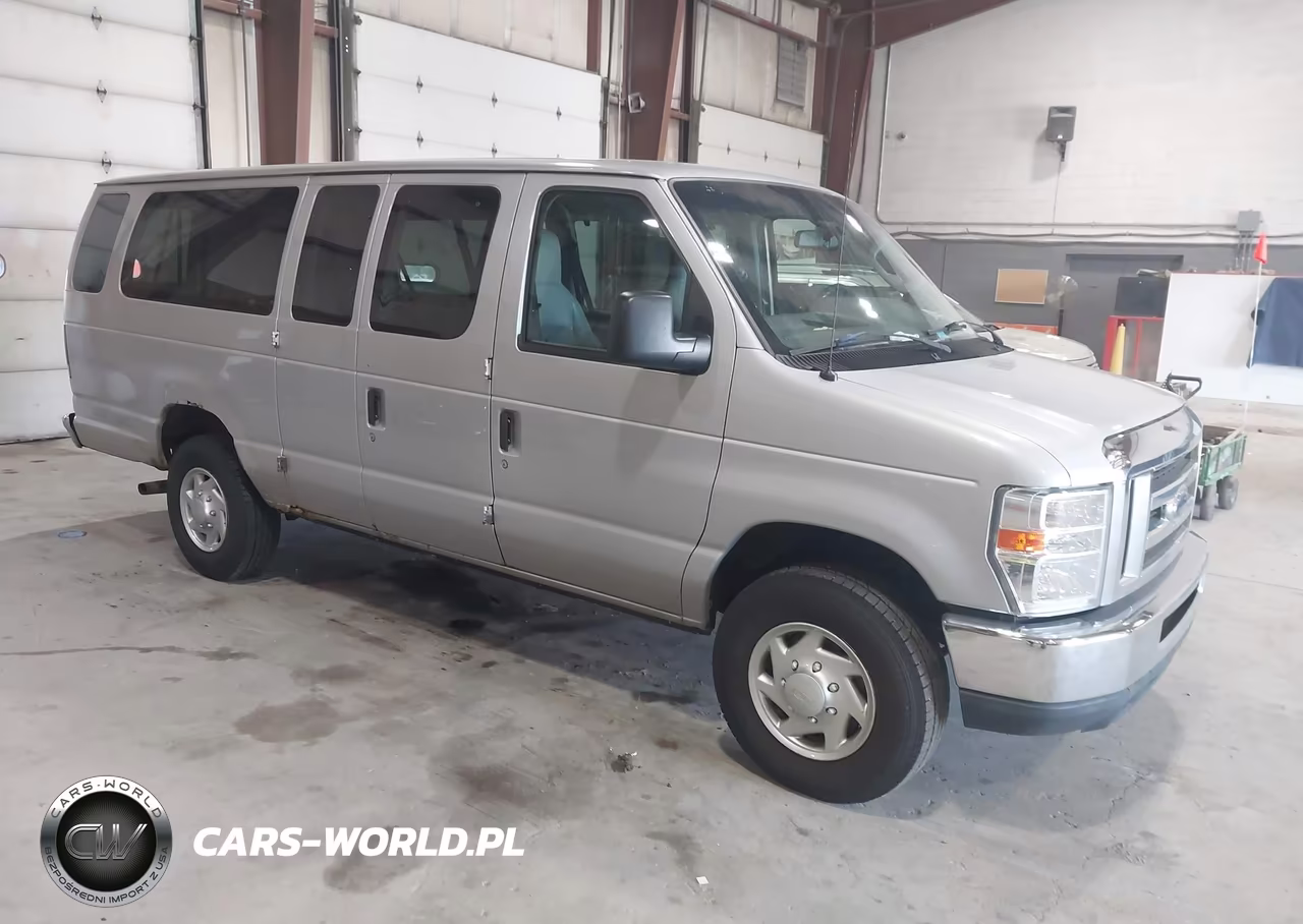 2014 Ford E-350 Super Duty Xlt