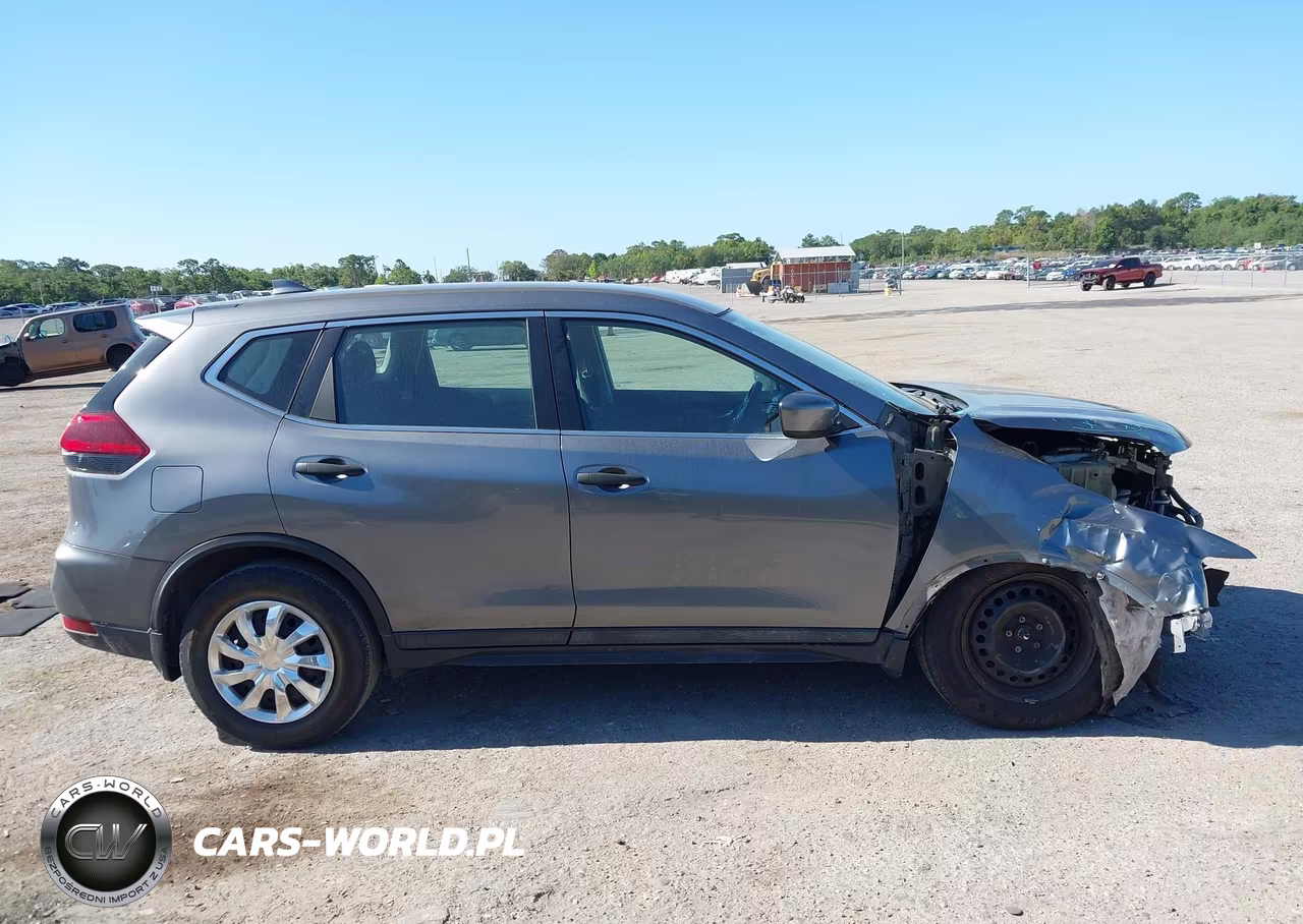 2018 Nissan Rogue S VIN:5N1AT2MT6JC733421 - 13