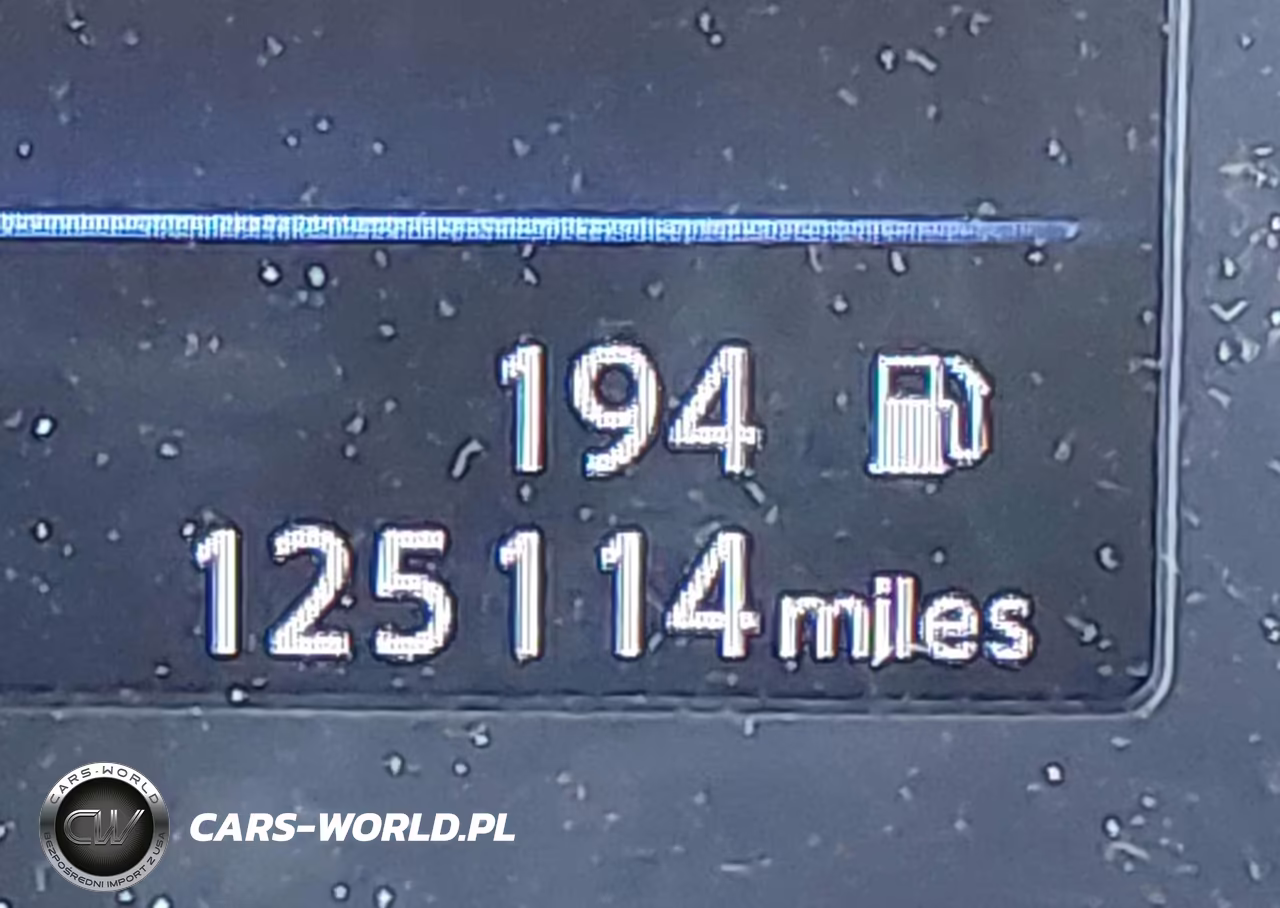 2018 Nissan Rogue S VIN:5N1AT2MT6JC733421 - 15