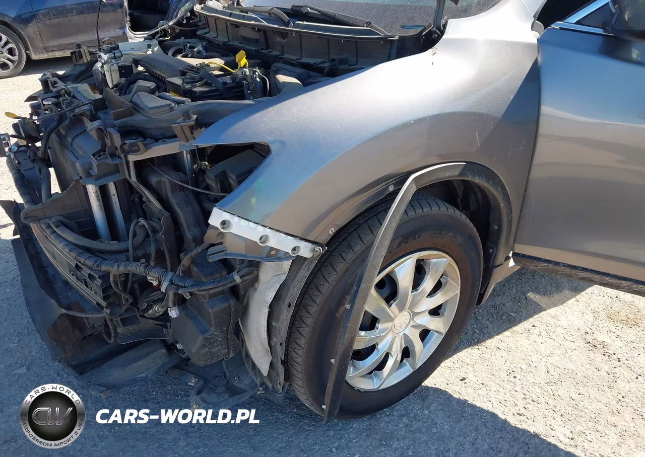 2018 Nissan Rogue S VIN:5N1AT2MT6JC733421 - 6